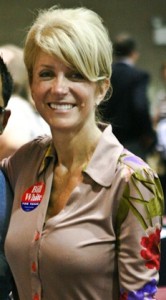 Texas Senator Wendy Davis of Ft. Worth (Courtesy of the Bill White for Texas Campaign, creative commons license)